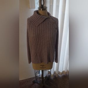 Sweater w/buttons on the side, size 1x, lavender